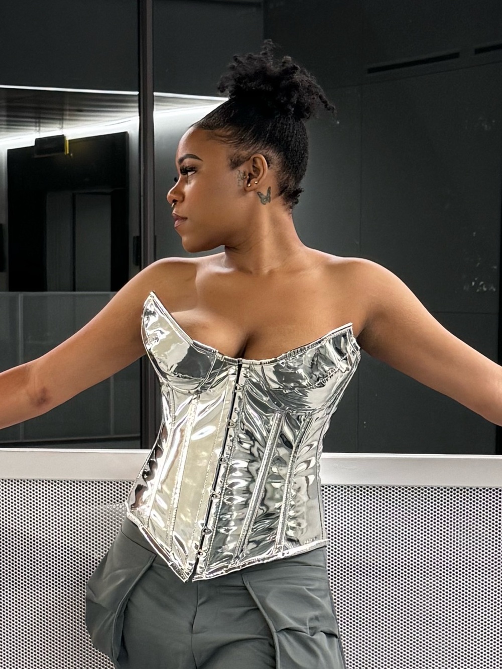 Women’s Structured Metallic Corset Top